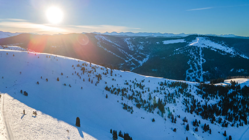 The 8 Most Exciting Ski Resorts in Colorado with Breathtaking Views
